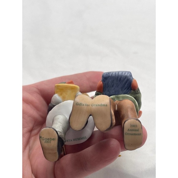 Goebel 2003 Annual Ornament - Picture 9 of 10